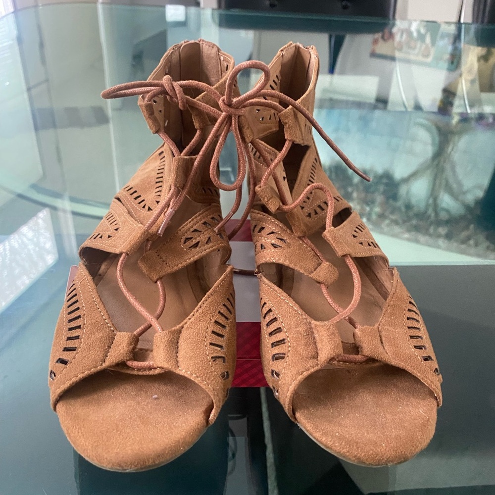 Rampage Tan Gladiator Sandals with Lace-Up Design size 8